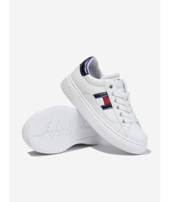 Tommy Hilfiger Girls Flag Low Cut Lace-Up Trainers in White de pas cher