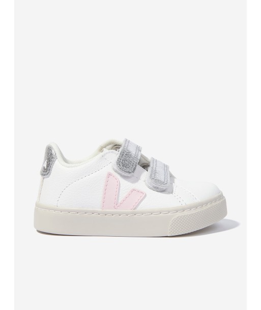 Veja Girls ChromeFree Leather Esplar Trainers in White ou a consommer sur place