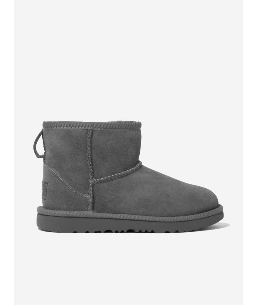 UGG Kids Classic Mini II Boots in Grey Voir les baskets