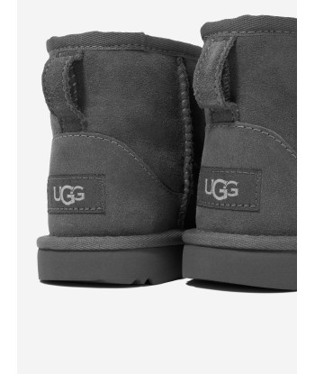 UGG Kids Classic Mini II Boots in Grey Voir les baskets