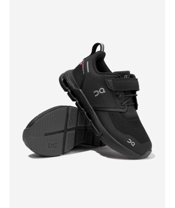 On Running Kids Cloud Play Trainers in Black À commander